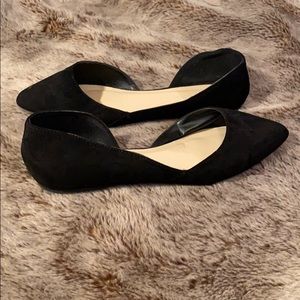 Pointed Toe Black Flats
